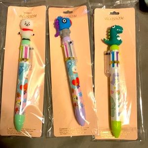 3x New in package adorable multi-colored pens!